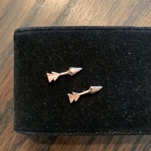 Kendra Scott rose gold earrings